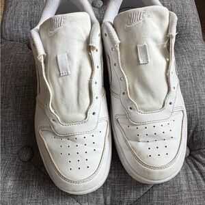 Nike Big Boys Off-White Sneakers with out shoelaces